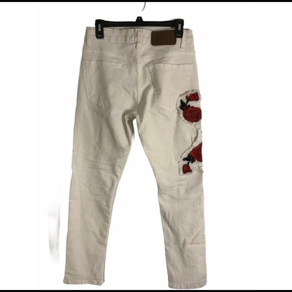 New without tags men’s white embroidered jeans - Picture 6 of 7